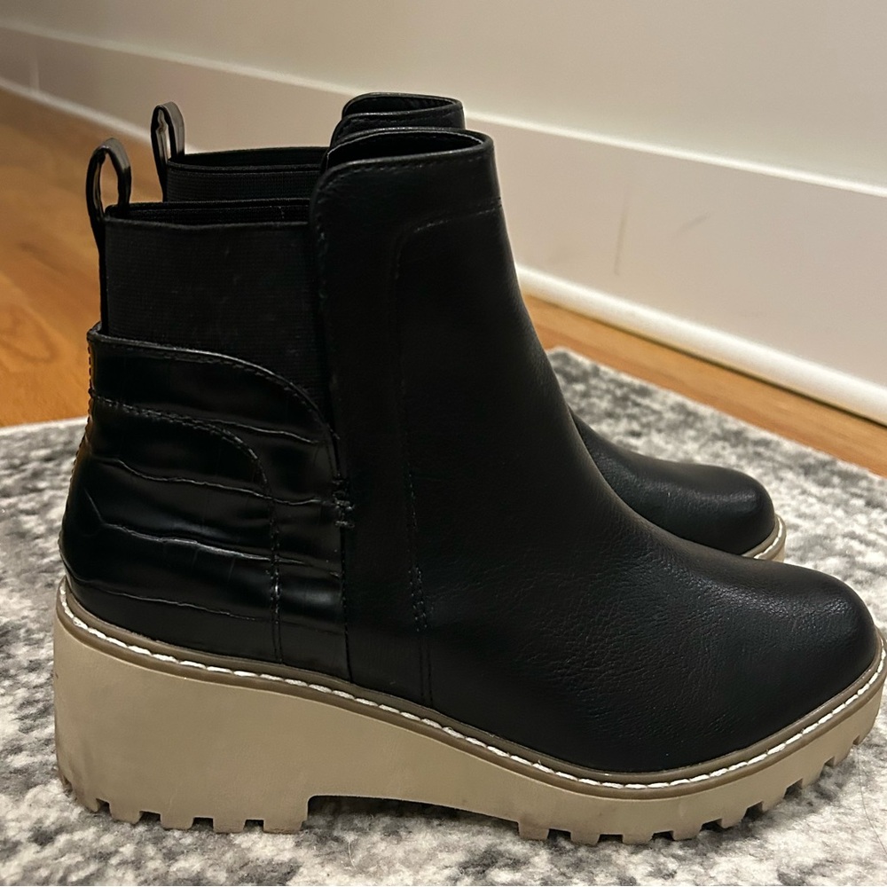 DV by dolce vita rielle bootie